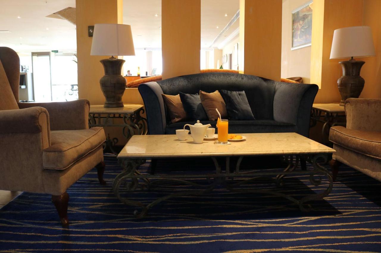 Radisson Blu Hotel, Янбу Екстер'єр фото